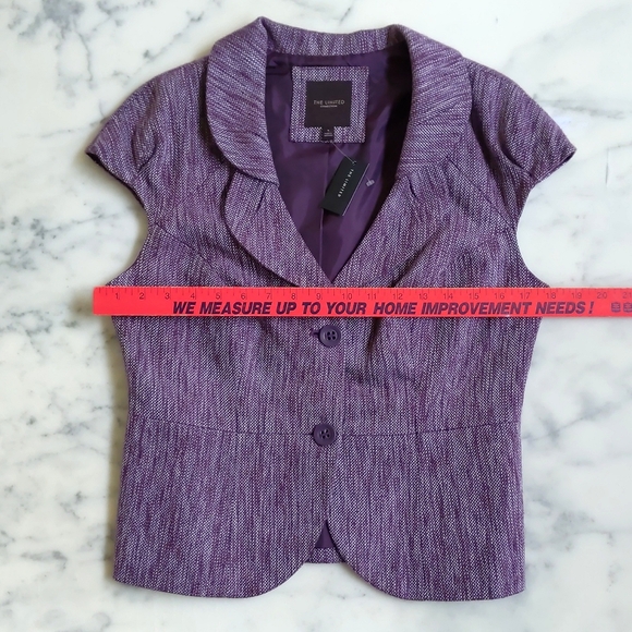NWT. The Limited Cotton/Rayon blended full lining sleeveless blazer vest. - Picture 4 of 8